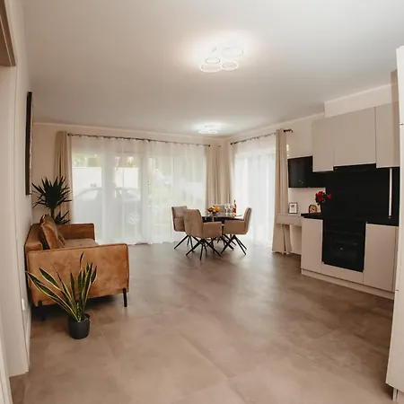 White House Iris Napoca - 4 Apartman