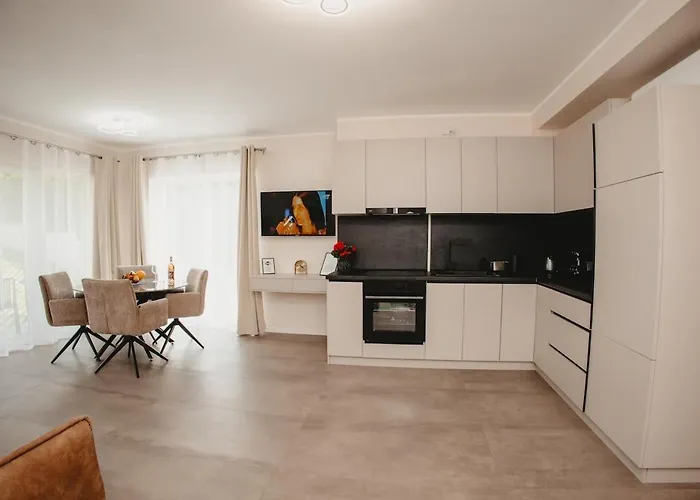 White House Iris Napoca - 4 *